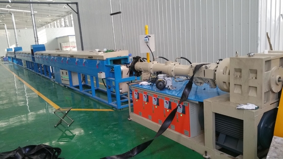 comprare Macchina dell'espulsore della gomma di silicone di iso Macchina della gomma dell'espulsore del PVC online manufacture