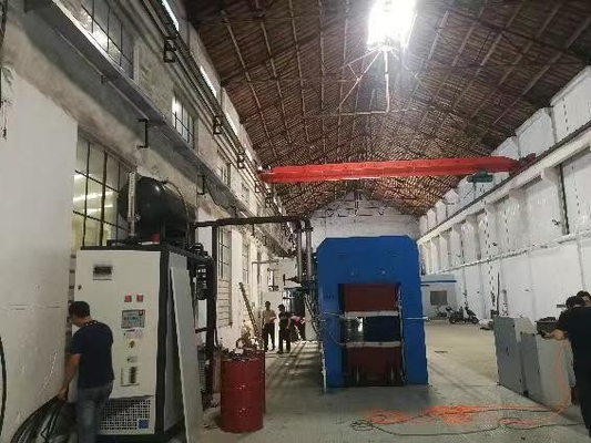 comprare Pressa di vulcanizzazione 0-25MPa Intervallo di pressione 0-300°C Temperatura online manufacture
