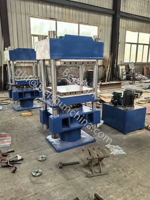comprare Pressa di stampaggio per gomma di tipo piccolo / pressa di vulcanizzazione per calore elettrico o calore a vapore ISO online manufacture