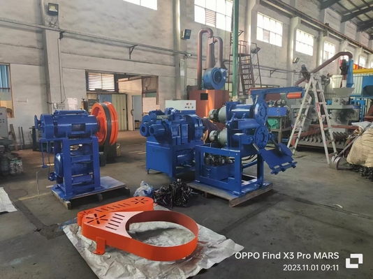 comprare Macchina di taglio di blocchi di pneumatici semiautomatica con anello di pneumatici a strisce online manufacture