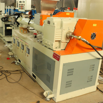 Macchina per estrussione di filamenti per stampanti 3D in gomma composta con velocità di rotazione a vite 0-60r/min