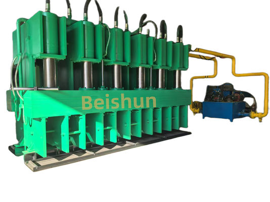 Buon prezzo Macchina per la fabbricazione di manubrio di ascensore in gomma a doppia mascella / macchina per la stampatura vulcanizzante del battistrada degli pneumatici in linea