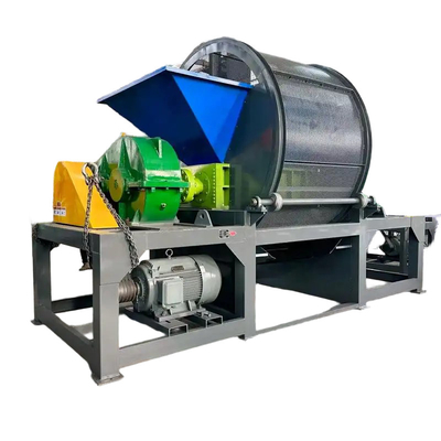 Il trituratore di pneumatici ad alta potenza per auto e camion può elaborare 5 tonnellate di pneumatici all' ora