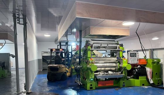 Buon prezzo Mulino di miscelazione per gomma tipo XK-550 con capacità di lotti di 100 kg e lunghezza di lavoro del rotolo di 1500 mm in linea