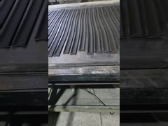 Linea di raffreddamento semiautomatica per l'estrusione a alimentazione calda del tubo interno della moto